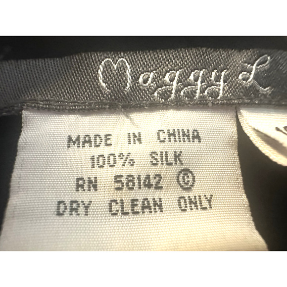 Maggie London Women’s Maggie London Quilted Crop Jacket Size 10 Silk Jacket - Picture 13 of 16